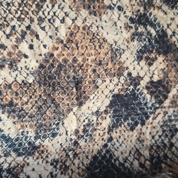 Torrid Ava stretch Snake Print Challis Cami Brown Black 3x - Picture 4 of 10